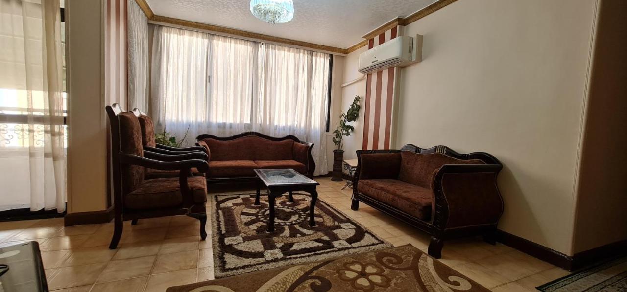Comfy 3 Bedrooms Apartment In Cairo 87 エクステリア 写真
